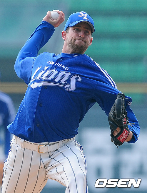 
	'ù ����' Ż��Ʈ, "��Ŀ���� ����, ���н�Ʈ�� �ƽ���"
