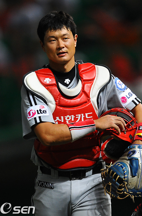 
	'���׶� ������ �ɱ�ȣ, ����� Ÿ�ڵ��� ¥������ ����ڴ١�
