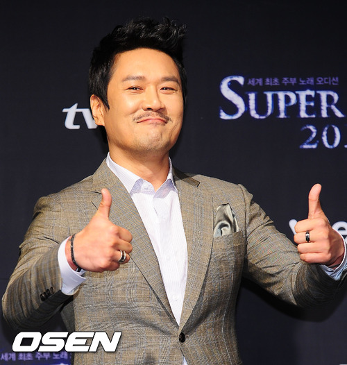 
	'���۵��' JK �赿��, �˸� �뷡�� ���� ����. ��?
