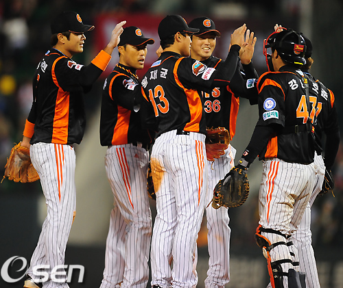 
	[�ù����] �Ե�, ��Ÿ �Ϻ� ��ȭ �� 9-2 �¸�
