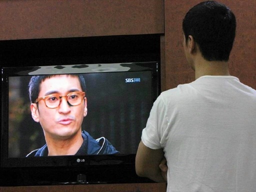 
	������, TV�� �����ؿ��� "�Ӹ����� ���� �ʴ�"
