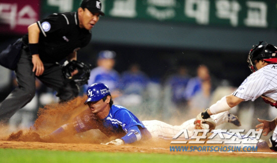 
	��Ȩ���� ��Ƴ���  �Ｚ ������(���).          ����������DB


