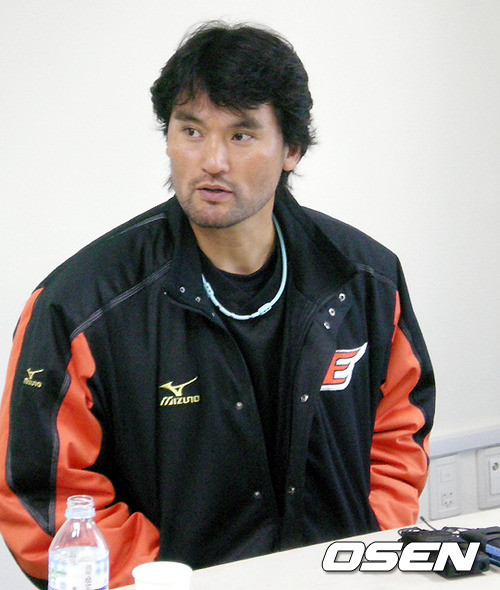 
	[�ù����] ����ȣ, "���� �¾ƾ� ��븦 �� �� �ִ�"
