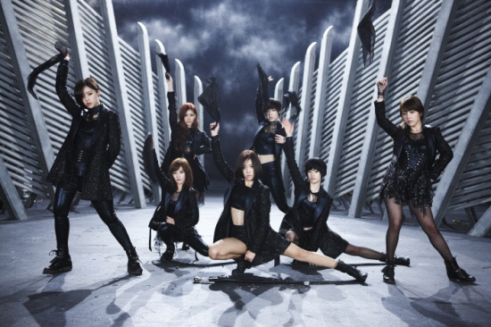 
	�ɱ׷� Ƽ�ƶ�. ��������=�ھ��������̵��


