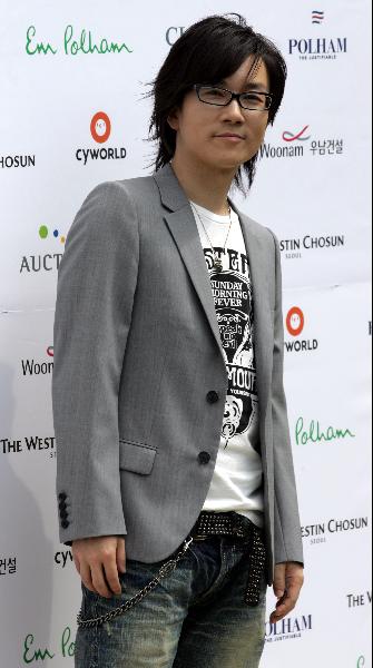 
	"������, ��õ�������� ���� ����. '��Ʈ����̾�' ǥ���ƴϴ�"
