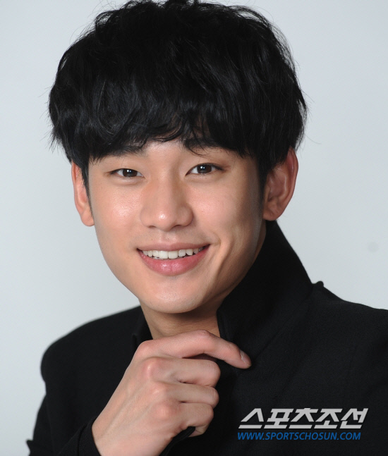 
	�ֹ��� ���� deer@sportschosun.com


