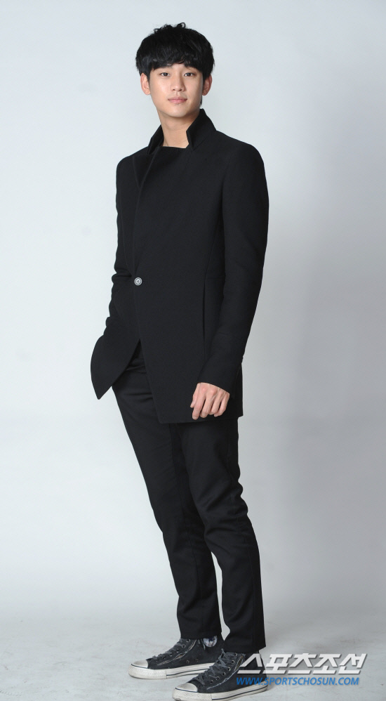 
	�ֹ��� ���� deer@sportschosun.com


