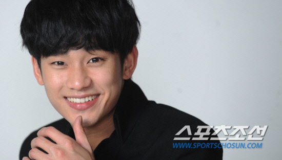 
	�ֹ��� ���� deer@sportschosun.com


