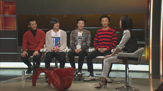 
	��극�� "�� �̾߱� ������ �г��Ѵ�"..��?
