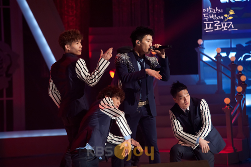 
	����� "�ۻ��ϸ鼭 �ѱ��� �Ƿ� �þ���"
