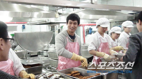 
	SK �������� ����� �ϰ� �ִ�. ��������=SK ���̹���


