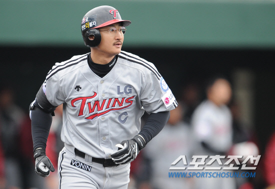 
	LG �ڿ���. ���ؿ� ���� noodle@sportschosun.com/2012.02.18/ 


