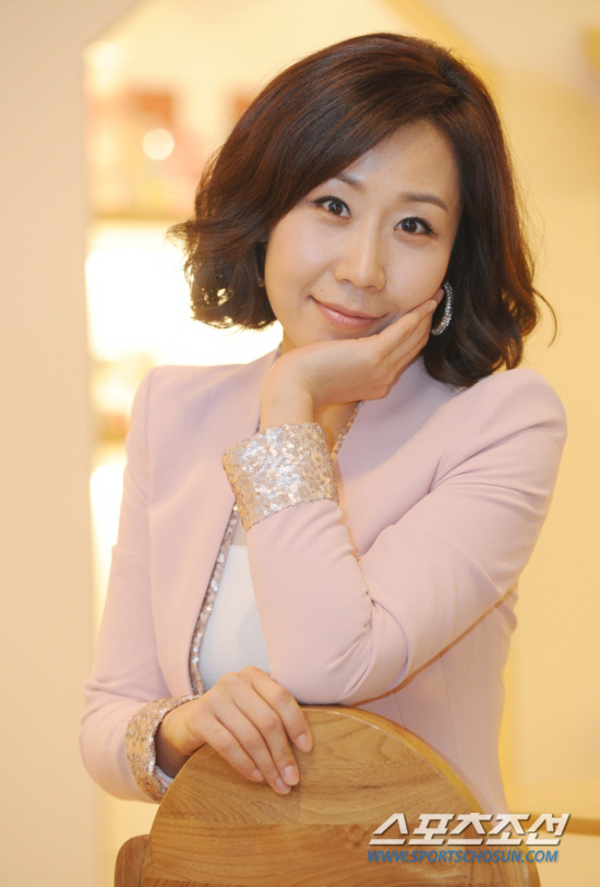 
	�ֹ��� ���� deer@sportschosun.com


