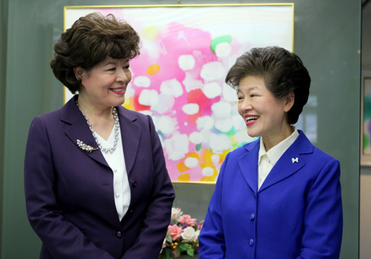 
	���ѱ⵶����������ȸ �迵�� ȸ��(����)�� ������ ��ȸ�� �ڸŴ� �¶��� ���� �������� ���α׷� ��û�ҳ� ���� �ݿ����� ���̵塯�� ��ȹ�� �̴��ʺ��� �ѱ����� ���ݱ���������(www.education.or.kr)�� ���� �����ϰ� �ִ�. /����=���ѱ⵶����������ȸ
