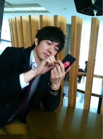 
	'����ű3' ���� "���� �������� ��Ƽ� �ູ�ߴ�" ���� �Ұ�
