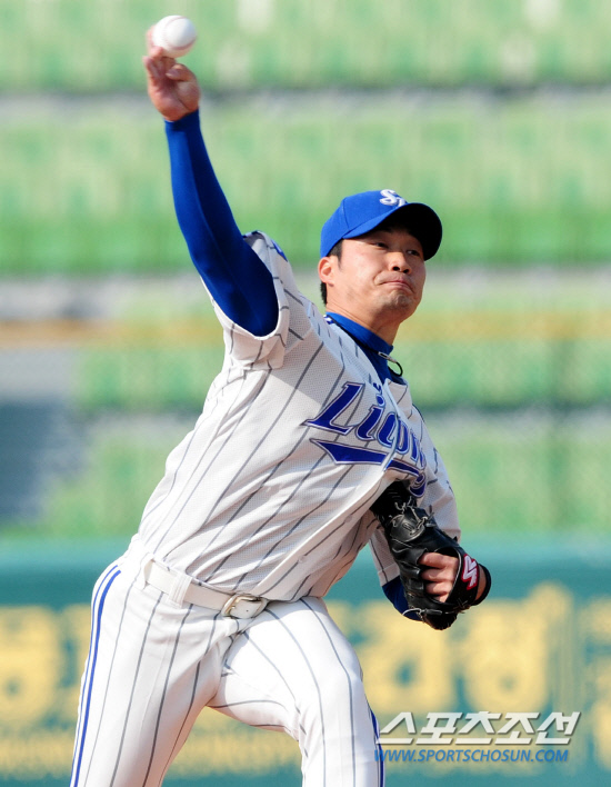 
	28�� �뱸���忡�� 2012 ���ξ߱� �Ե��� �Ｚ�� ��Ⱑ ���ȴ�. �Ｚ�� 5-4�� �ռ� �ִ� ��� ������ ����ȯ�� ������ ���� ������ �ִ�.

�뱸=����� ���� cjg@sportschosun.com/2012.03.28/


