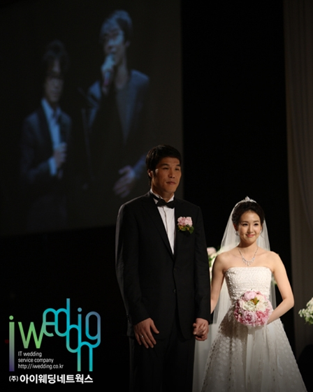 
	�����ơ������� �κ� �ᱹ ��ȥ�ϳ�
