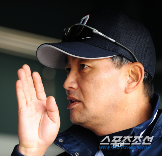 
	�λ� ������ ������ �ý��� 1�� ��Ʈ�� �������� �ּ�ȭ�ذ��� ���Ʈ���̽��� ġ���ڴٰ� ������. ���=���� ���� kyungmin@sportschosun.com 


