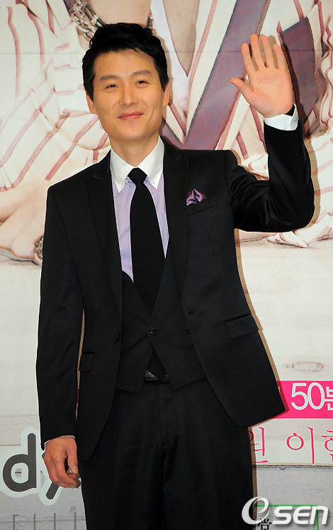 
	������ "�ܼ̿��� �� �ô��� ����, �� �Ѹ�"
