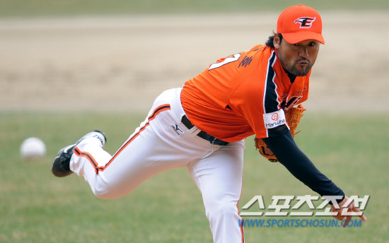 
	[���ߺм�] '8����' ����ȣ, ������ Ǯ�� ���� ������
