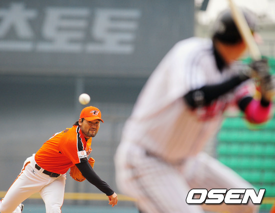 
	[�ù����] '��� 12��Ÿ' LG, ����ȣ ���ʶ߸��� ��ȭ ����
