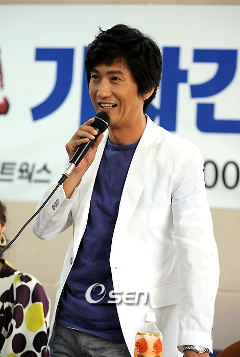 
	�ȳ���, '���� ����3' �շ�..����ȯ�� �� ��Ʈ��
