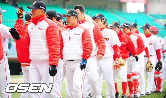 
	'�ù���� 1��' SK, �Ѳ� ���� ���� �Ｚ ���׸�(?)
