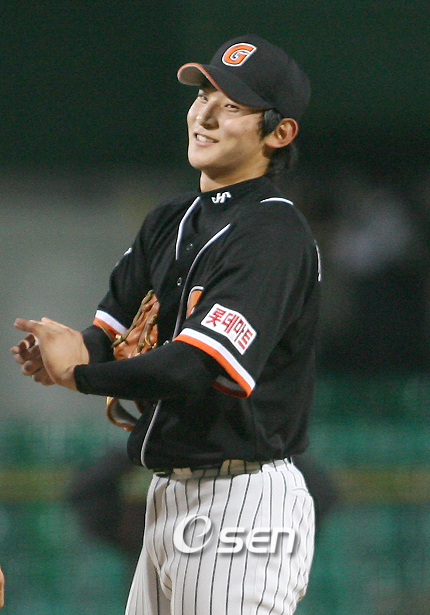 
	'155km' �ִ뼺, �Ե� ������ �� �ٸ� �ɼ� �ɱ�
