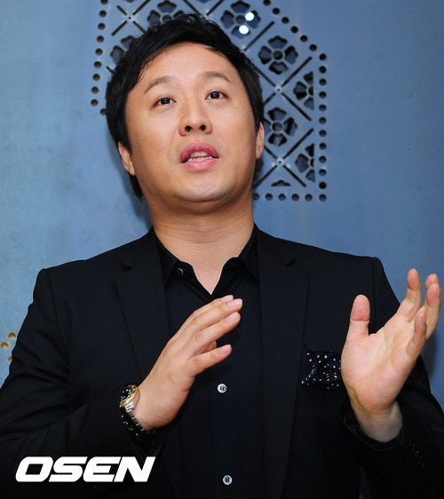 
	'��ȥ ��ǥ' ������ "�ַʴ� �̼���, �డ�� '����'"
