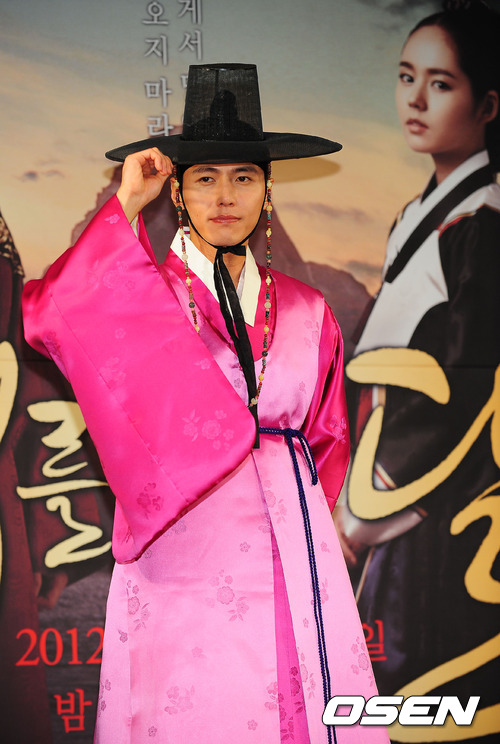 
	������ "�����ȶ�? ������ �ִ� �ǰ�?"
