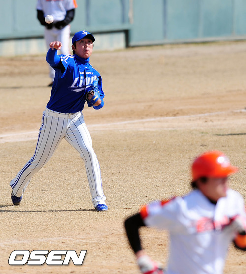 
	'���ٺ�' �迵��, "�� ���� ��ǥ�� 1����"
