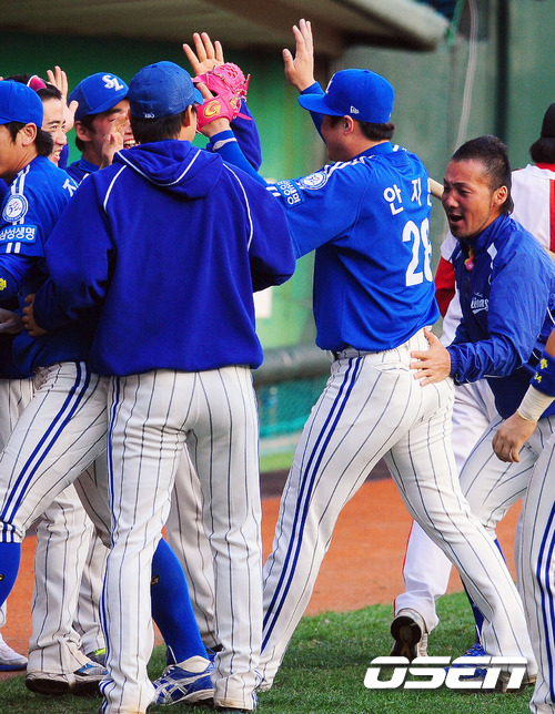 
	'�ذ�' �Ｚ ����带 �̲��� '������ ��'
