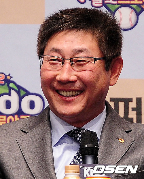 
	[�̵���] �Ѵ�ȭ, "4�� ��ǥ�ؼ� ��� �����Ѵ�"
