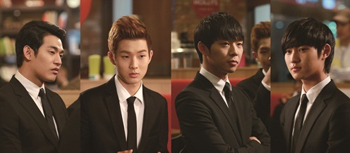 
	'������' ����õ�� �ɺ���, �Ӹ� �߶���..'������ ������'
