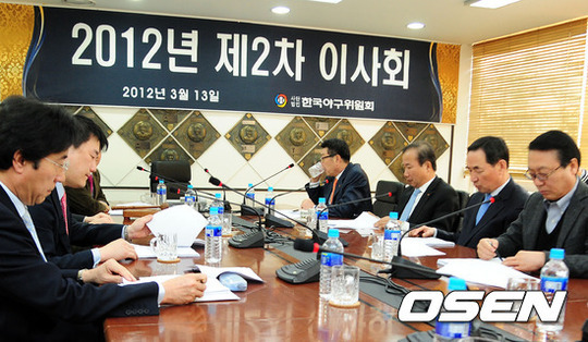 
	���ξ߱� 10���� â�� ���� ����ȭ?��KBO, 10�� ��3�� �̻�ȸ ����
