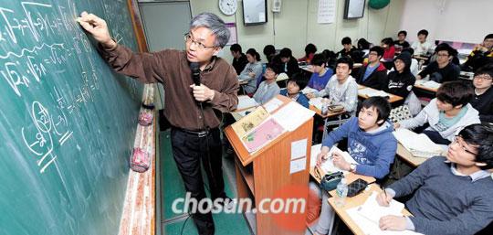 '최고'를 향해… 오늘도 강의실은 불야성