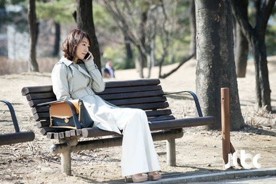 
	'�Ƴ��� �ڰ�' �����, '�ظ� ����' ���� �Ѹ��� �����̷�?
