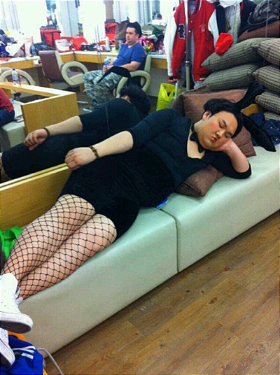 
	'���̶�' �ڱԼ�, �俰�� ���·� �޳���...'����'
