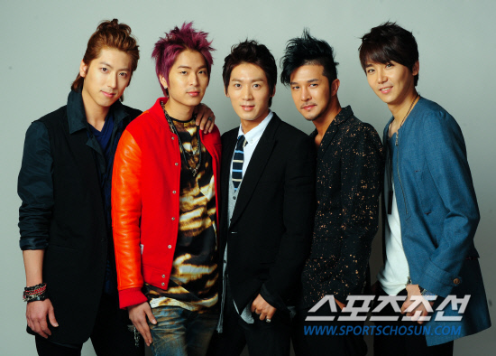 
	���ʺ��� ���� �� ���� ī�� ����. ����� ���� cjg@sportschosun.com


