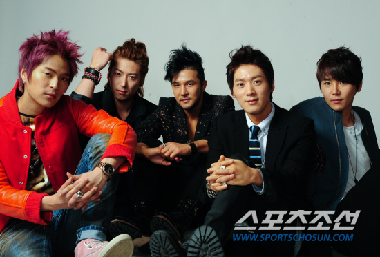 
	���ʺ��� ���� �� ī�� ���� ����. ����� ���� cjg@sportschosun.com


