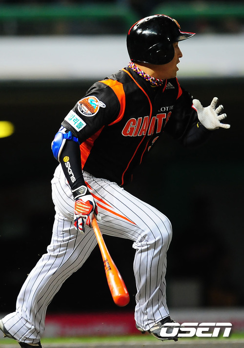 
	�վƼ�, 6�� 1�� ������ �շ��������� 8�� ��Ʈ�� ���
