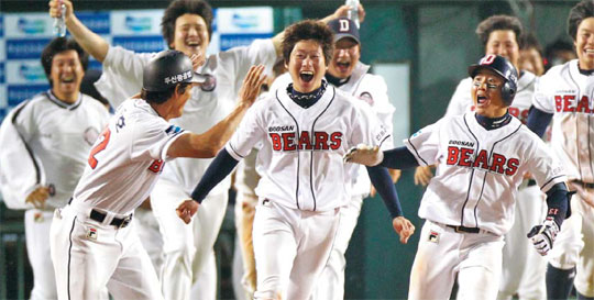 
	[�λ� ���]  ���� �а� �ٽ� �ٴ� '�㽽 ��'�� "�ٽ� ˭���� �ɰž�"
