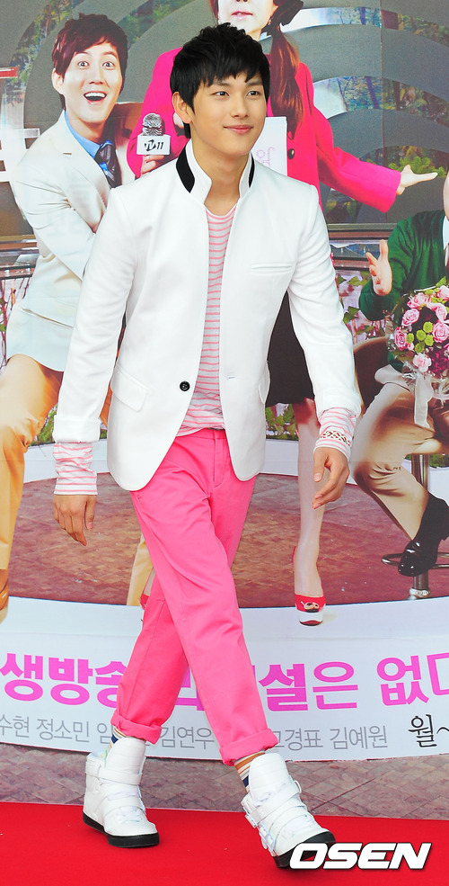 
	�����Ĺ��̡� �ӽÿ� �������ϴ� ����? ã�� �� ��¦ �ؾߡ�
