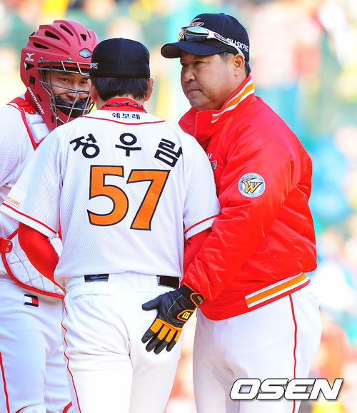 
	'������ ��' �̸���, "��ġ���� �������� �̱�� �������"
