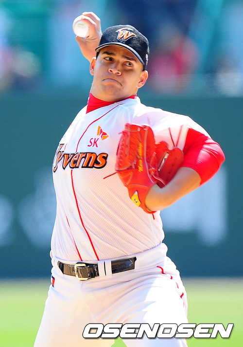 
	'��ġ�� 3Ÿ��-���ٿ� 4��Ÿ' SK, KIA ���� ������ �Ͻ�
