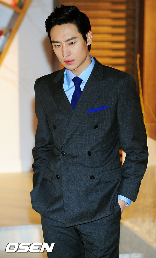 
	'�мǿ�' ������ "��û��, �ڿ����� ���� ��" �ڽ�
