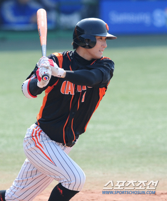 
	28�� �뱸���忡�� 2012 ���ξ߱� �Ե��� �Ｚ�� ��Ⱑ ���ȴ�. 7ȸ�� 1�� 1,2�� �Ե� ��Ÿ �̽�ȭ�� 1Ÿ�� ��Ÿ�� ġ�� �ִ�.

�뱸=����� ���� cjg@sportschosun.com/2012.03.28/


