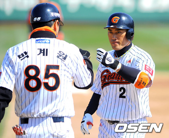 
	'���� 2����' �̴�ȣ ��� �Ե� ȭ���� ����ߴ�
