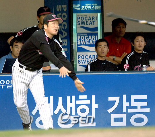 
	�Ѵ�ȭ ���� �������� �� �߱��������� ���� ����
