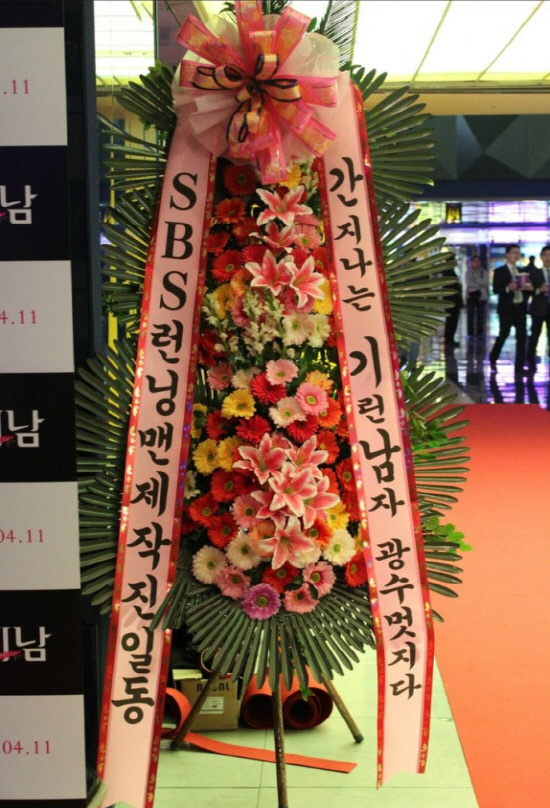 
	��������=Ʈ���ǿ������θ�Ʈ


